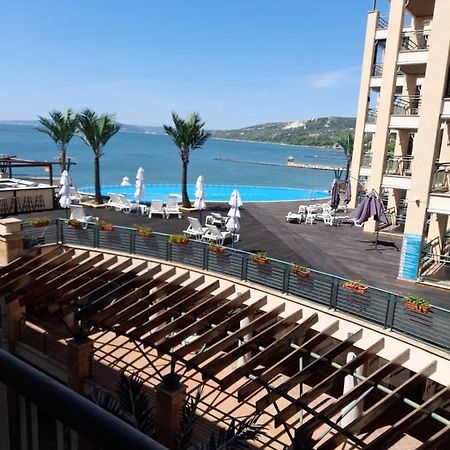 Port Balchik Apartment ภายนอก รูปภาพ