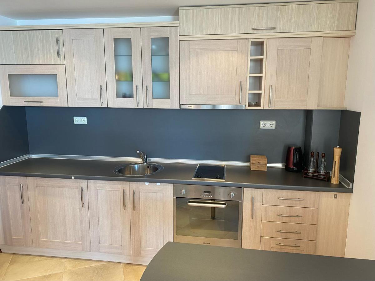 Port Balchik Apartment ภายนอก รูปภาพ